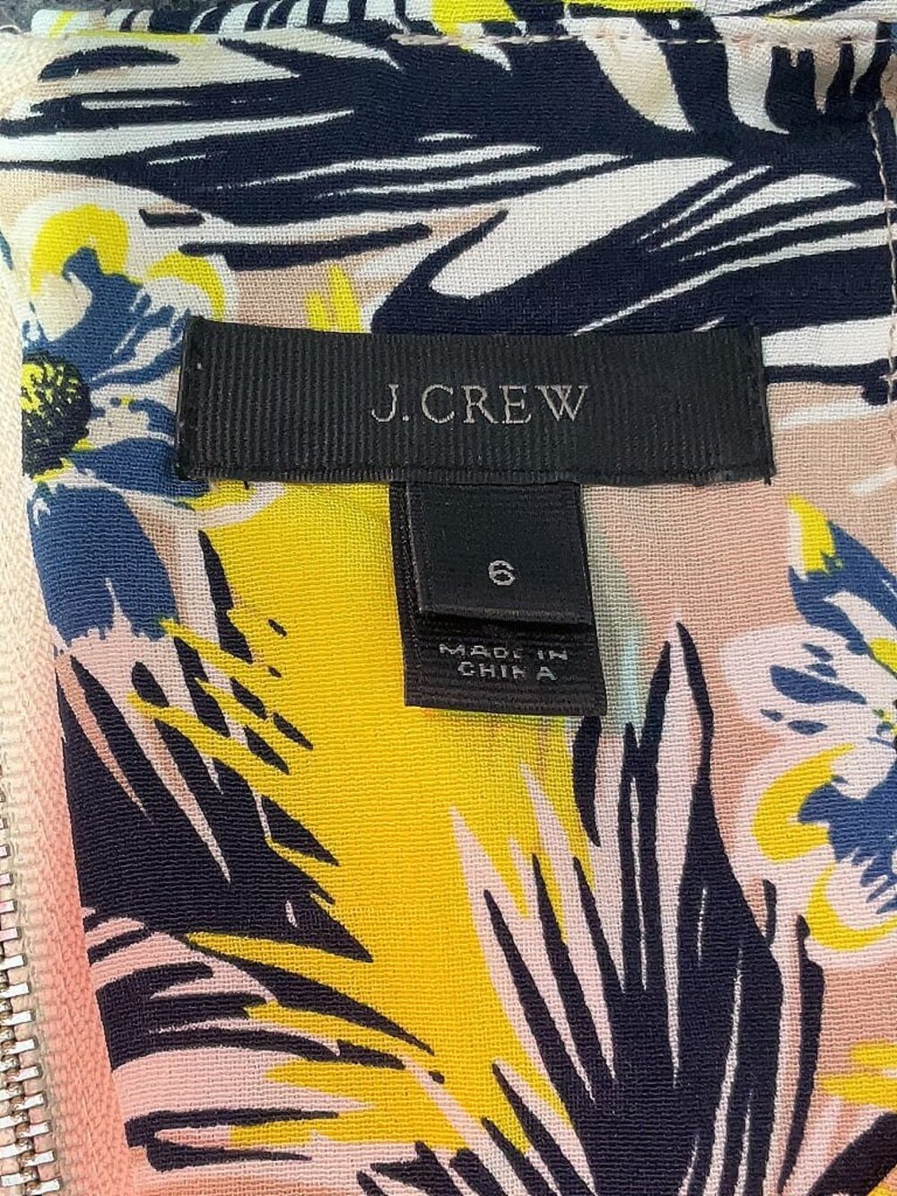 J. Crew 100% Silk Spring Meadow Floral Dress – Size 6 – Yellow - Picture 5 of 6